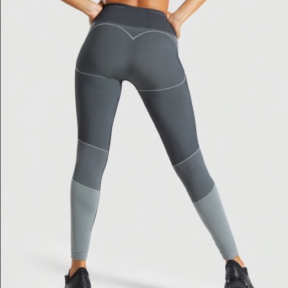 NEW Gymshark Turbo Seamless Leggings, Black, small - Picture 2 of 6